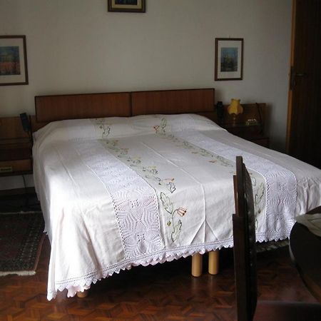 Bed and Breakfast La Casa Dei Pini Malnate Exteriér fotografie