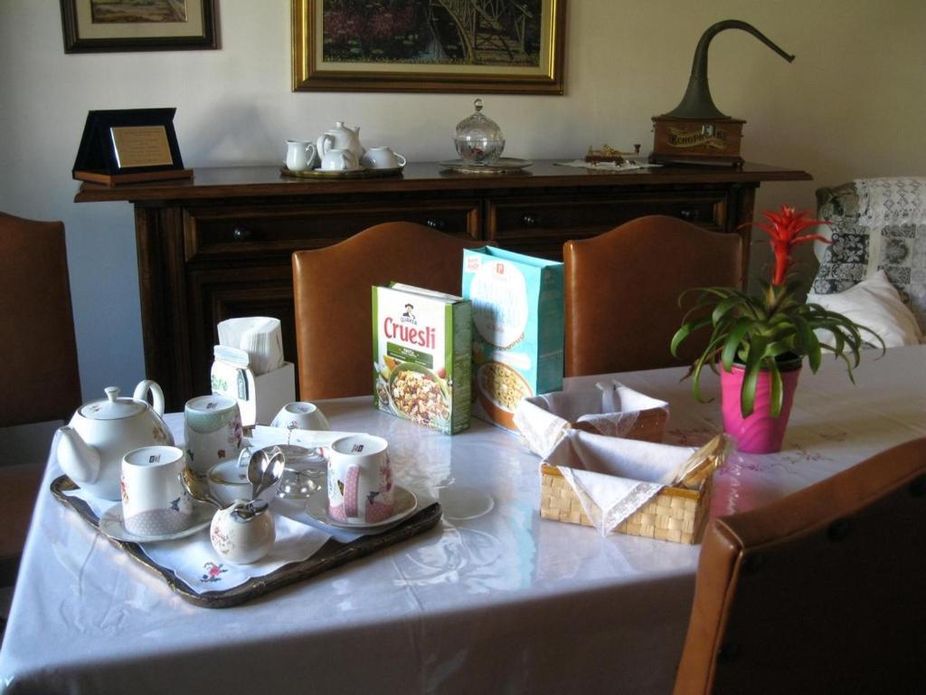 Bed and Breakfast La Casa Dei Pini Malnate Exteriér fotografie